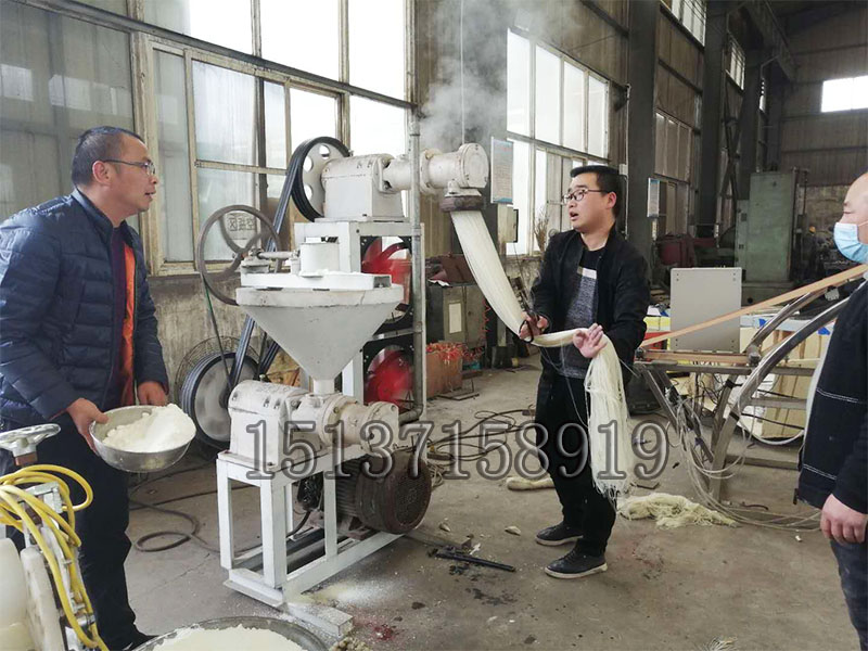 米線機試機現場