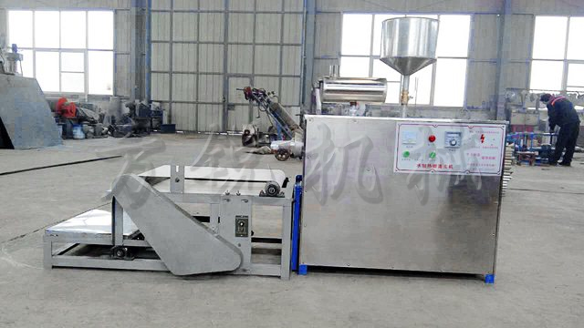 水加熱式全自動(dòng)搟面皮機(jī)